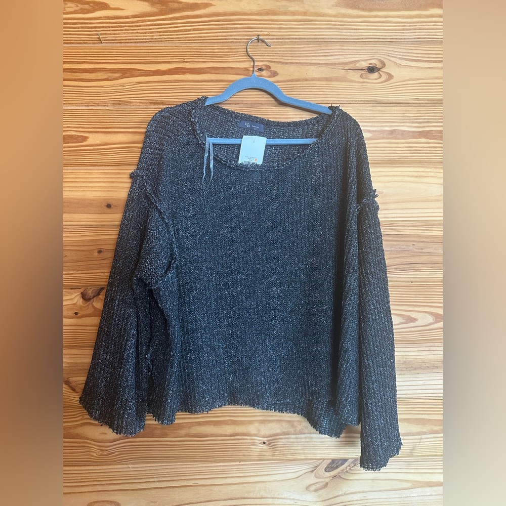 Black Crew Neck Sweater with Ribbed Texture